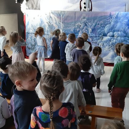 Rikko lelles šoreiz pie mūsu pirmsskolas vecuma bērniem viesojās ar izrādi "Sniegavīra sirds"